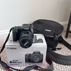 Canon EOS Rebel SL3 Zoom EF-S18-55mm Lens Kit 64GB SD Card & Case Included